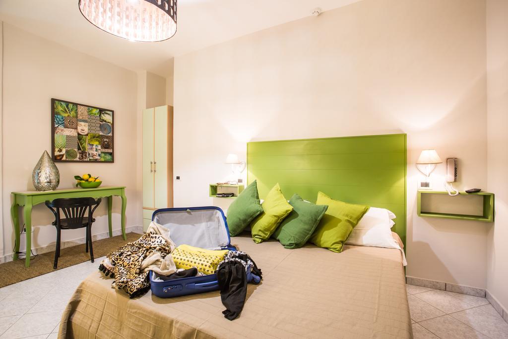 Hotel Thea Gabicce Mare Extérieur photo
